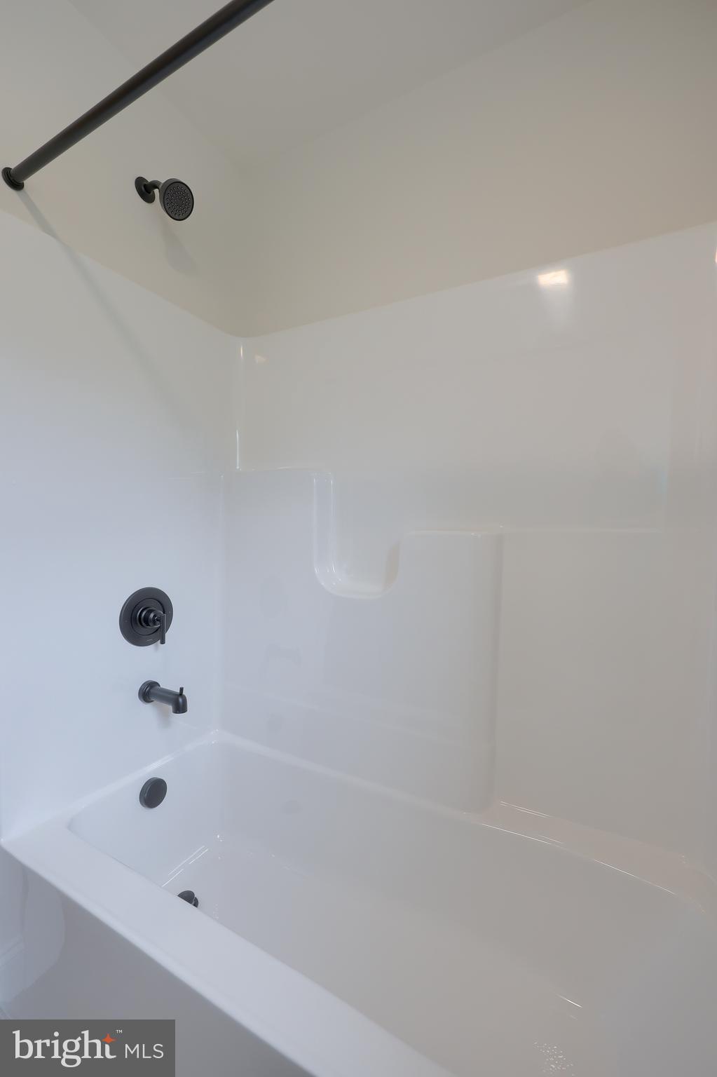 MILLWOOD HOMES AT BENNETT RUN - Residential