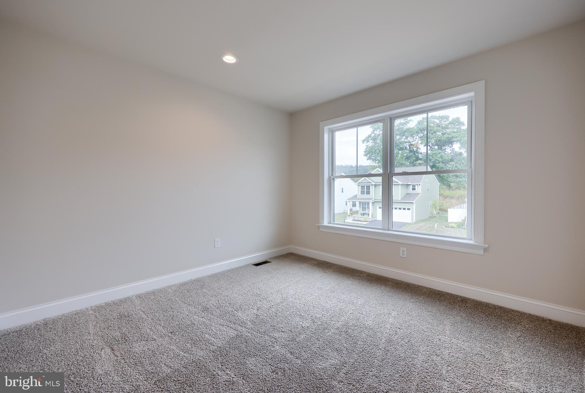 MILLWOOD HOMES AT BENNETT RUN - Residential