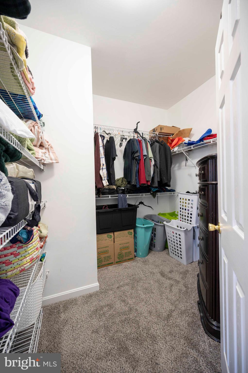 HUNTFIELD - Residential