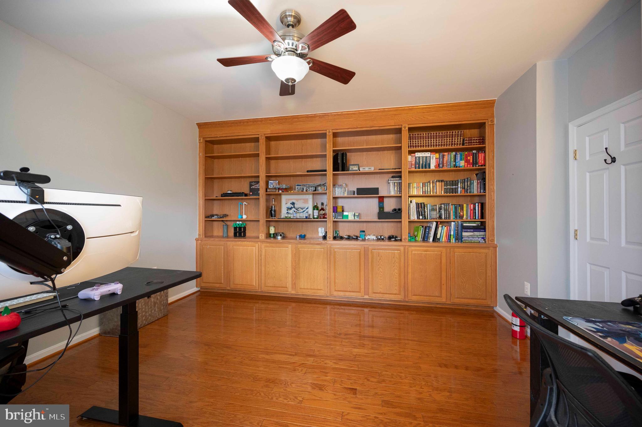 HUNTFIELD - Residential