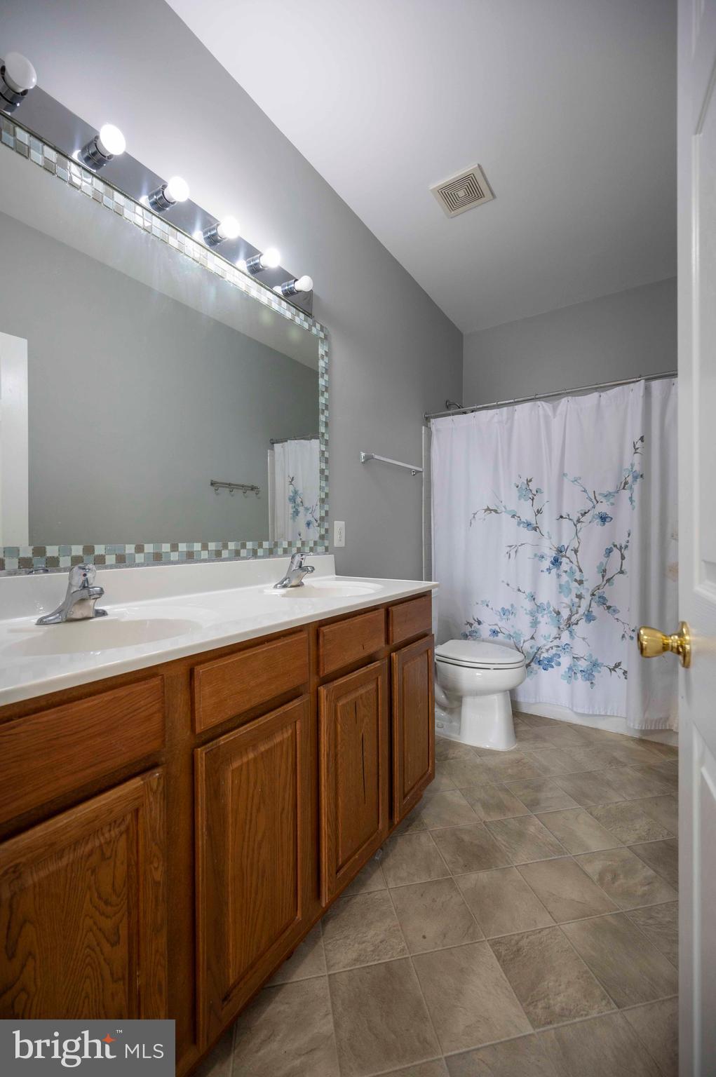 HUNTFIELD - Residential