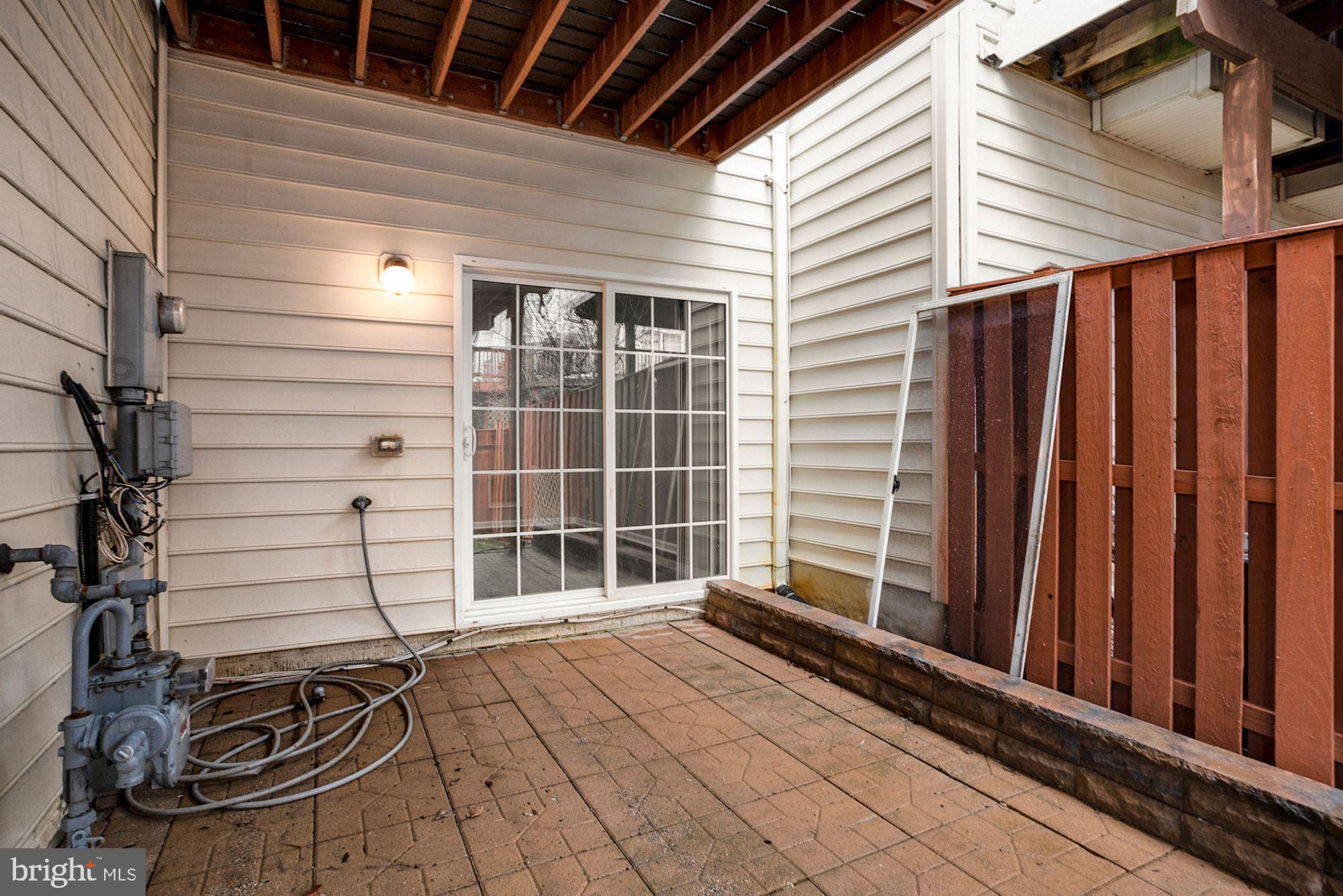 SOUTH RIDING - Residential