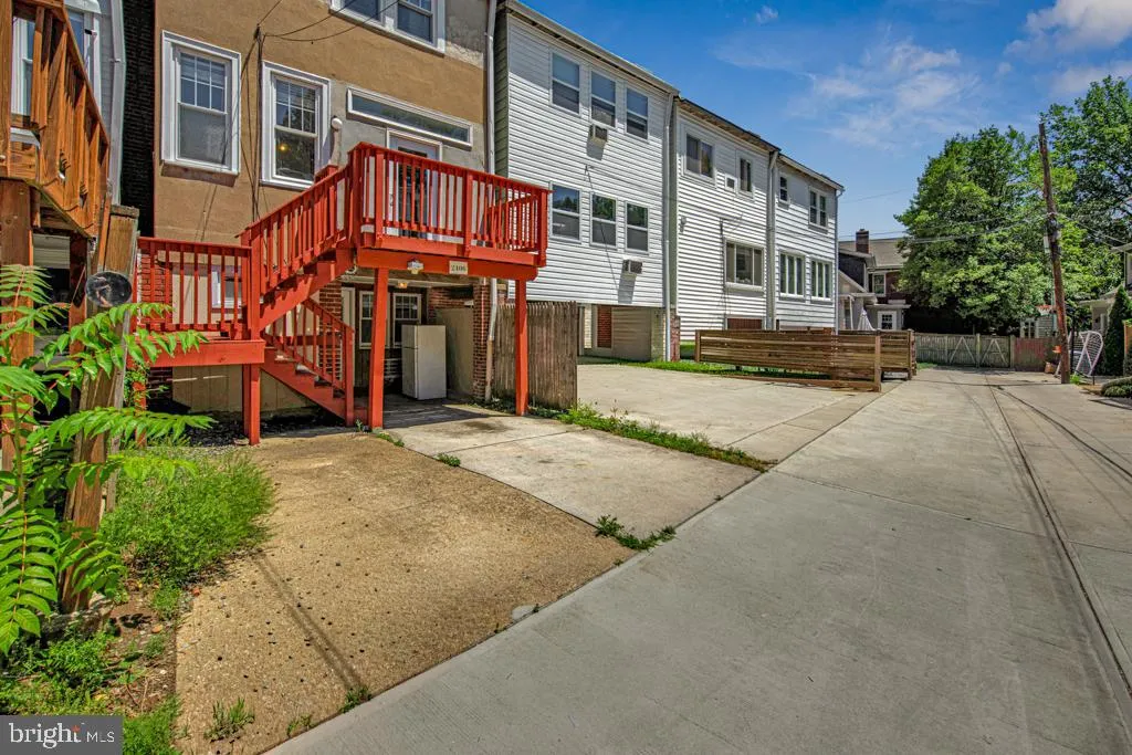 Additional image 87 of 2406 37th Street NW, Washington, DC 20007