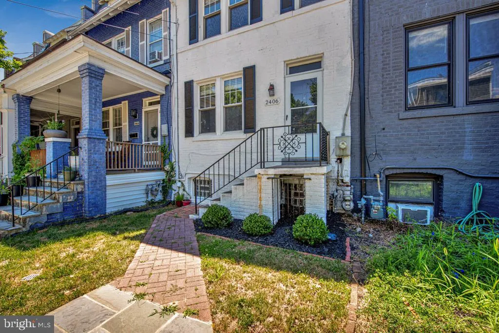 Additional image 47 of 2406 37th Street NW, Washington, DC 20007