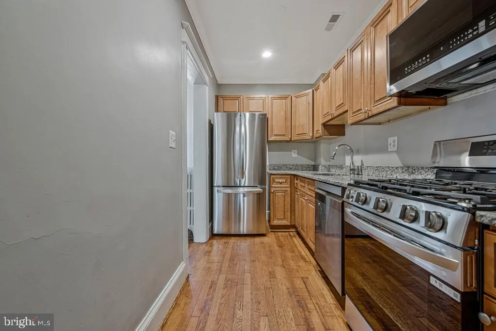 Additional image 67 of 2406 37th Street NW, Washington, DC 20007