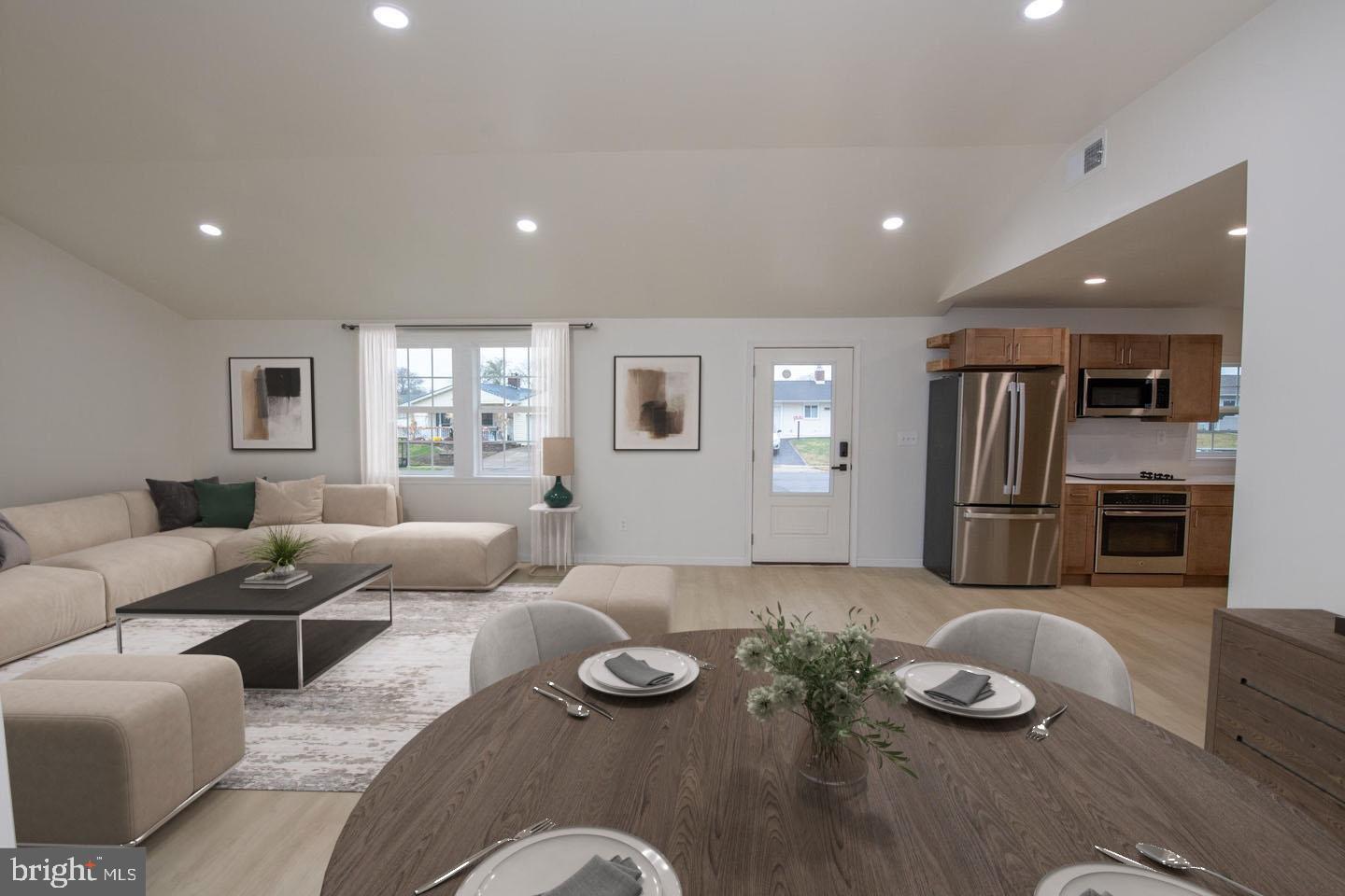 MAGNOLIA HILL - Residential