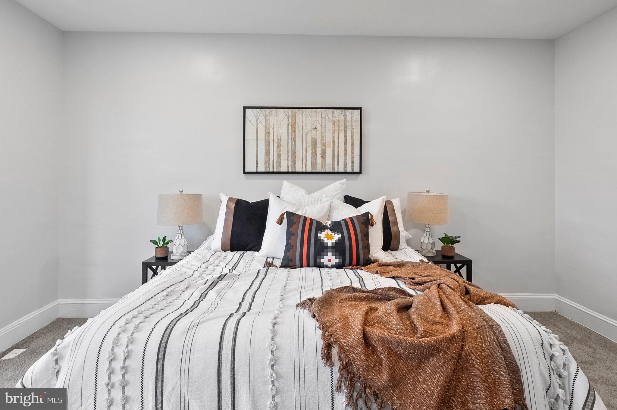 ROSEMONT - Residential