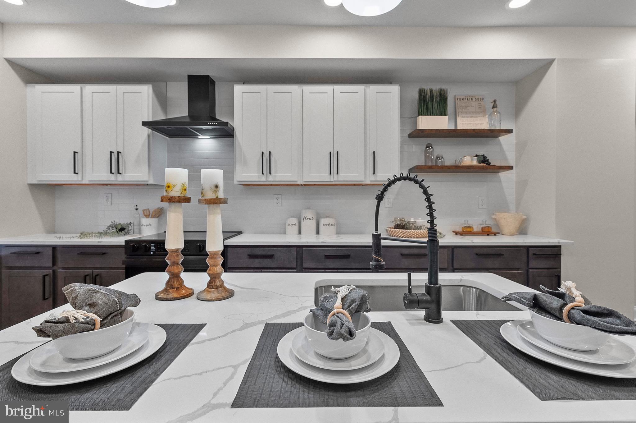 ROSEMONT - Residential