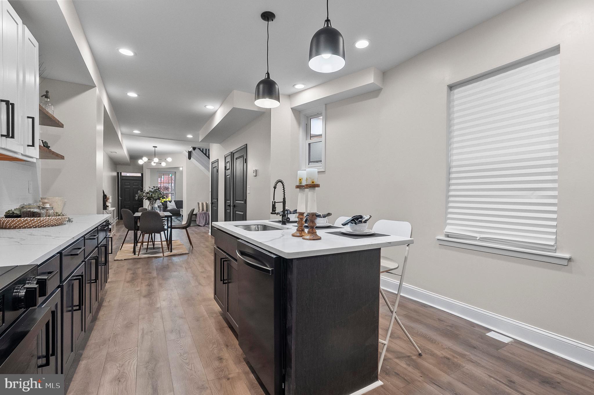 ROSEMONT - Residential