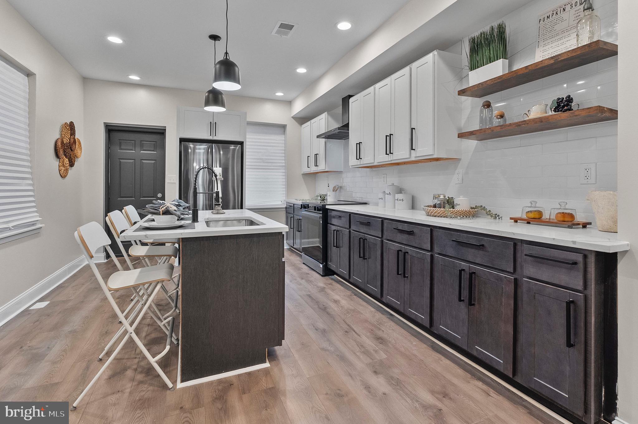 ROSEMONT - Residential