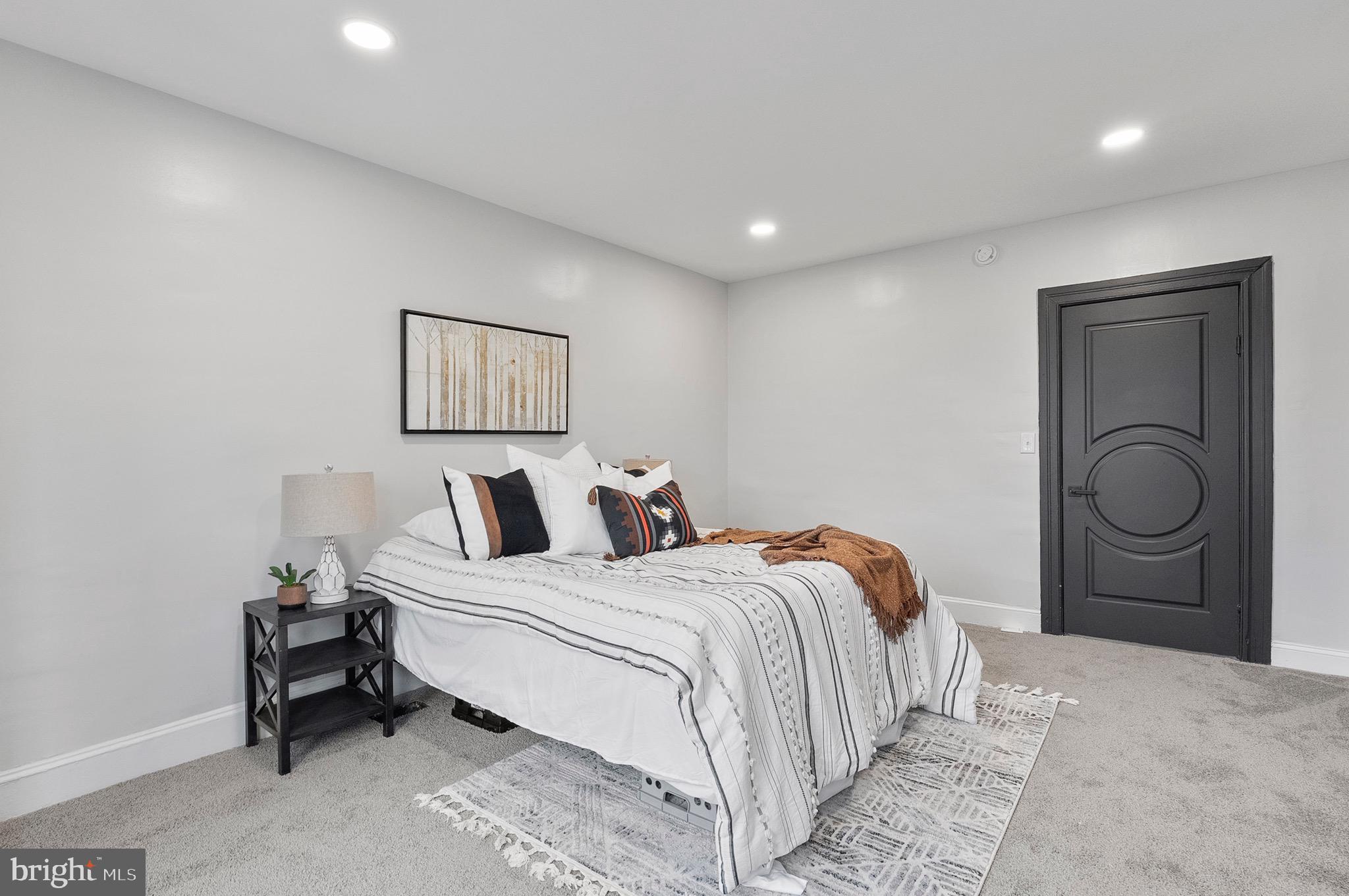 ROSEMONT - Residential