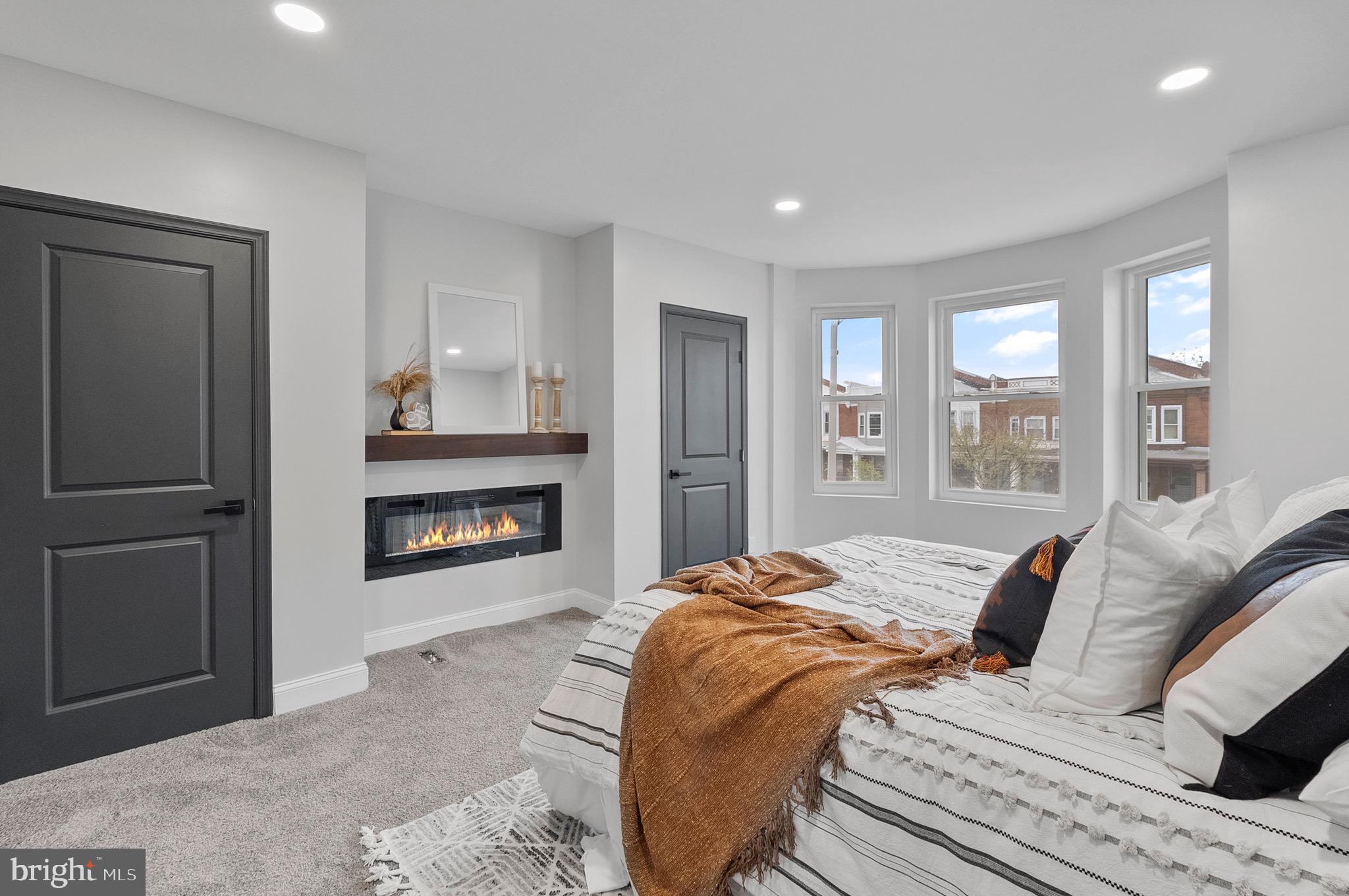 ROSEMONT - Residential