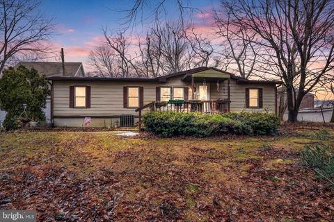 19367 S BARRENS ROAD S STEWARTSTOWN PA 17363