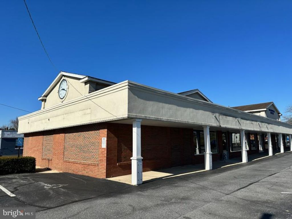 Photo of 505 Leaman Avenue, MILLERSVILLE, PA 17551 (MLS # PALA2041684)