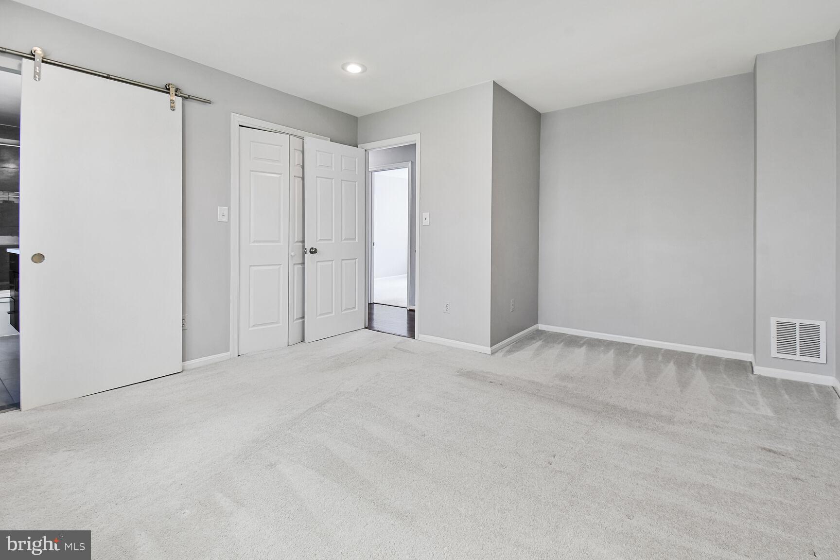 KENWOOD FOREST - Residential Lease