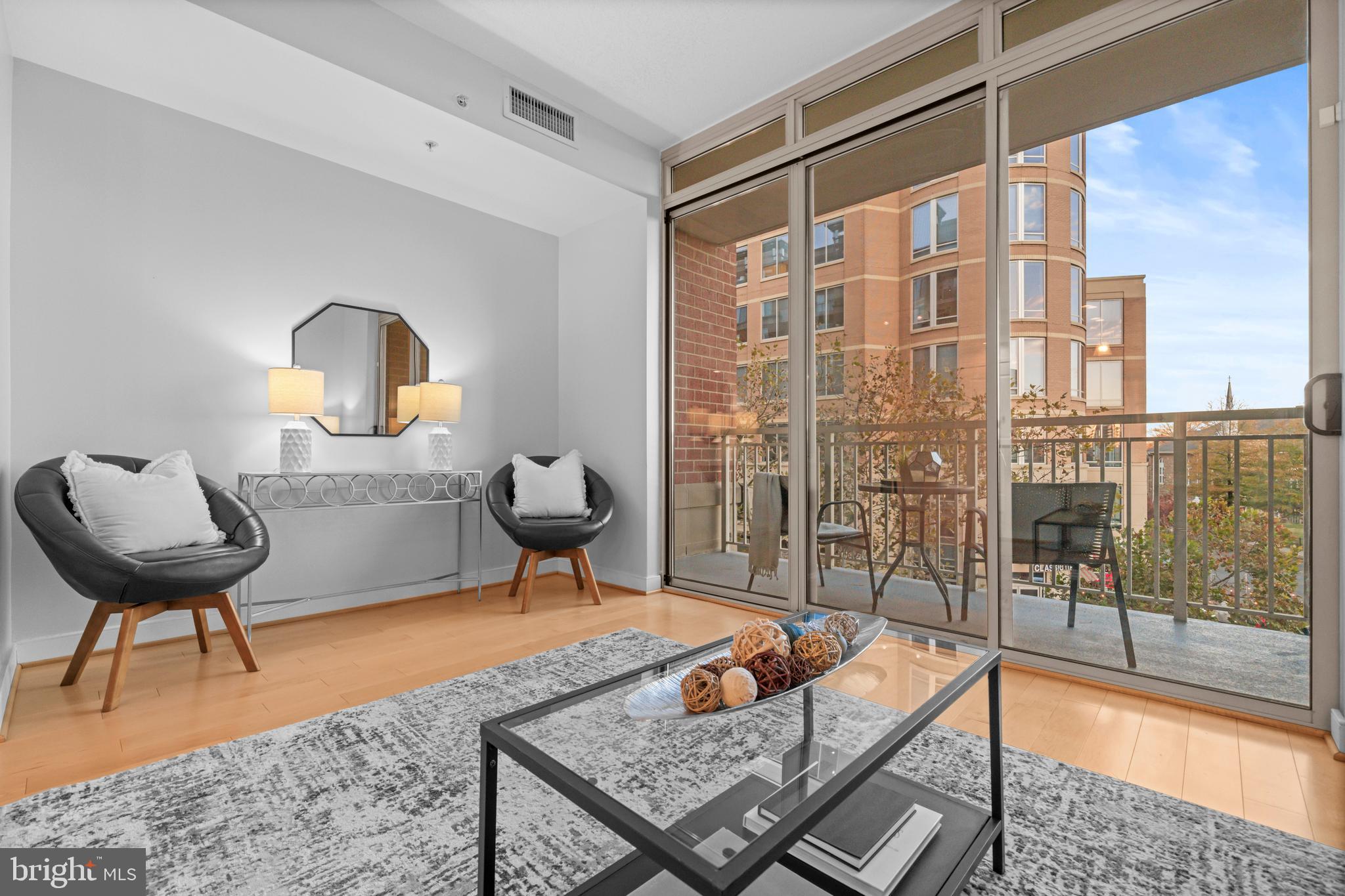 BALLSTON - Residential