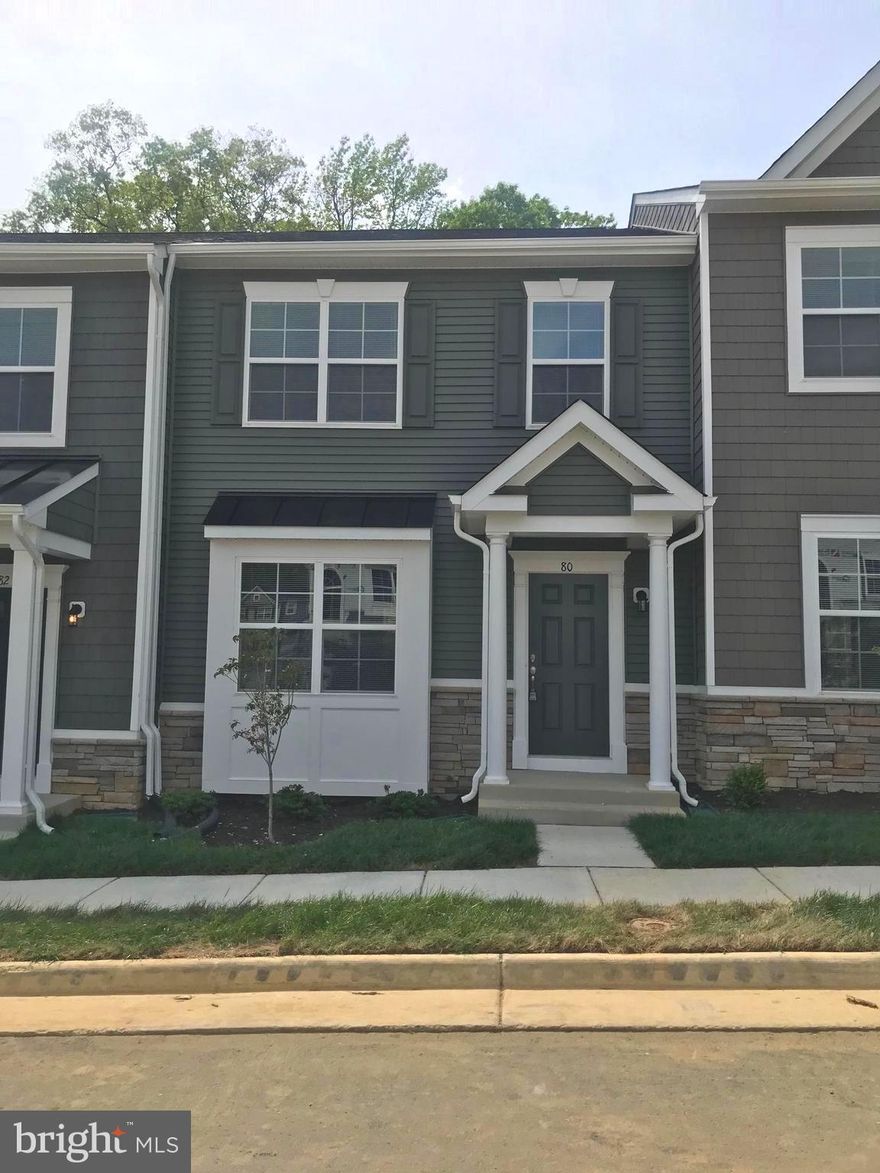 Heather Hills - Luxury 3 level townhome with 3 bedrooms and 4 baths! Gourmet kitchen with granite counters, stainless steel appliances and island. Features wood floors, fireplace, finished basement and much more! Convenient location close to I-95 and the Leeland Train Station. Pets are considered case by case. Available 11/26/25.