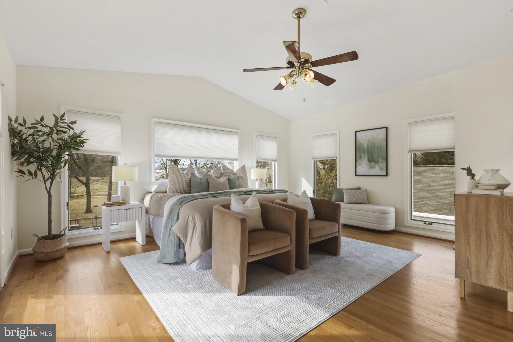 DULANEY MANOR - Residential