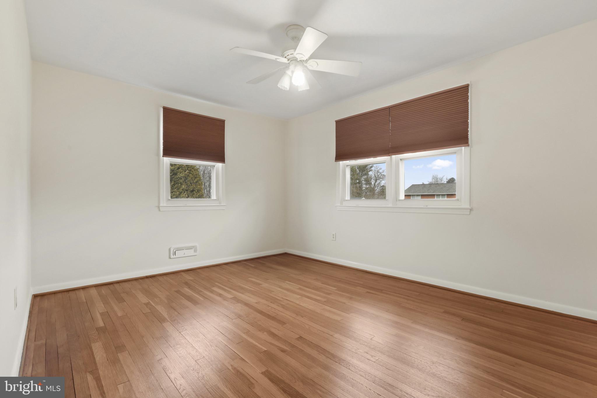 DULANEY MANOR - Residential