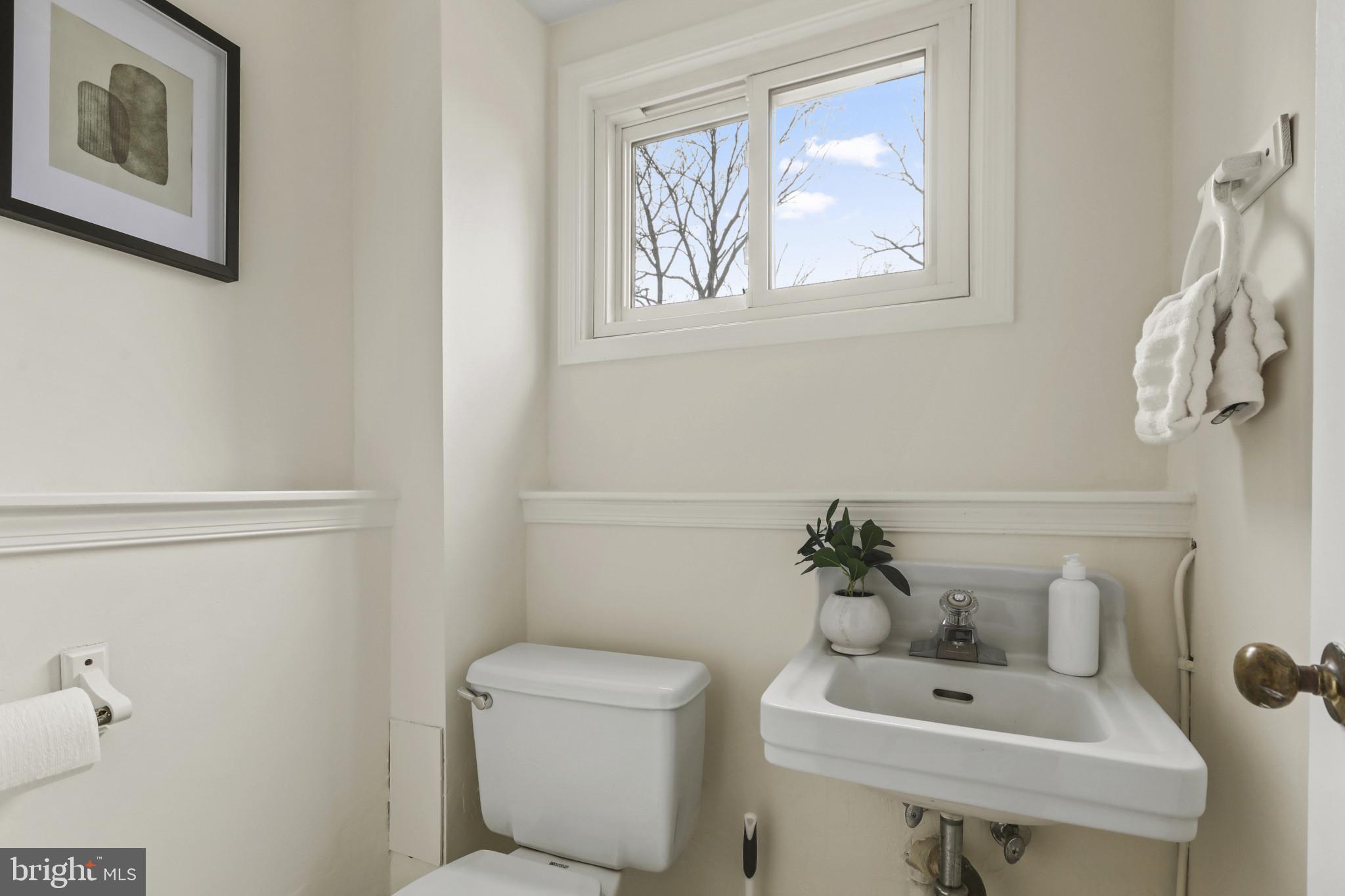 DULANEY MANOR - Residential