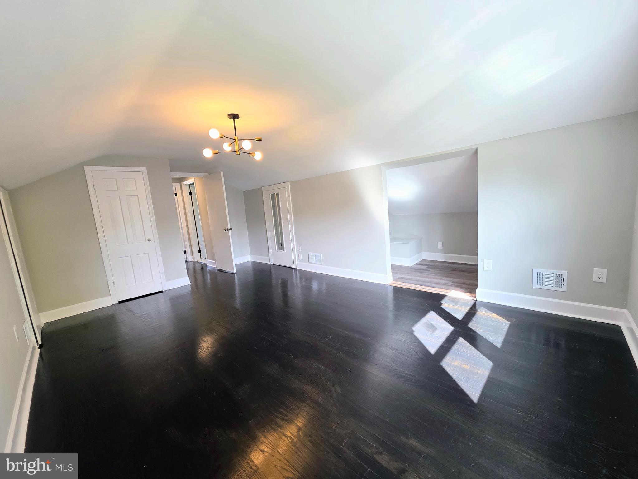 ABBOTT FOREST - Residential