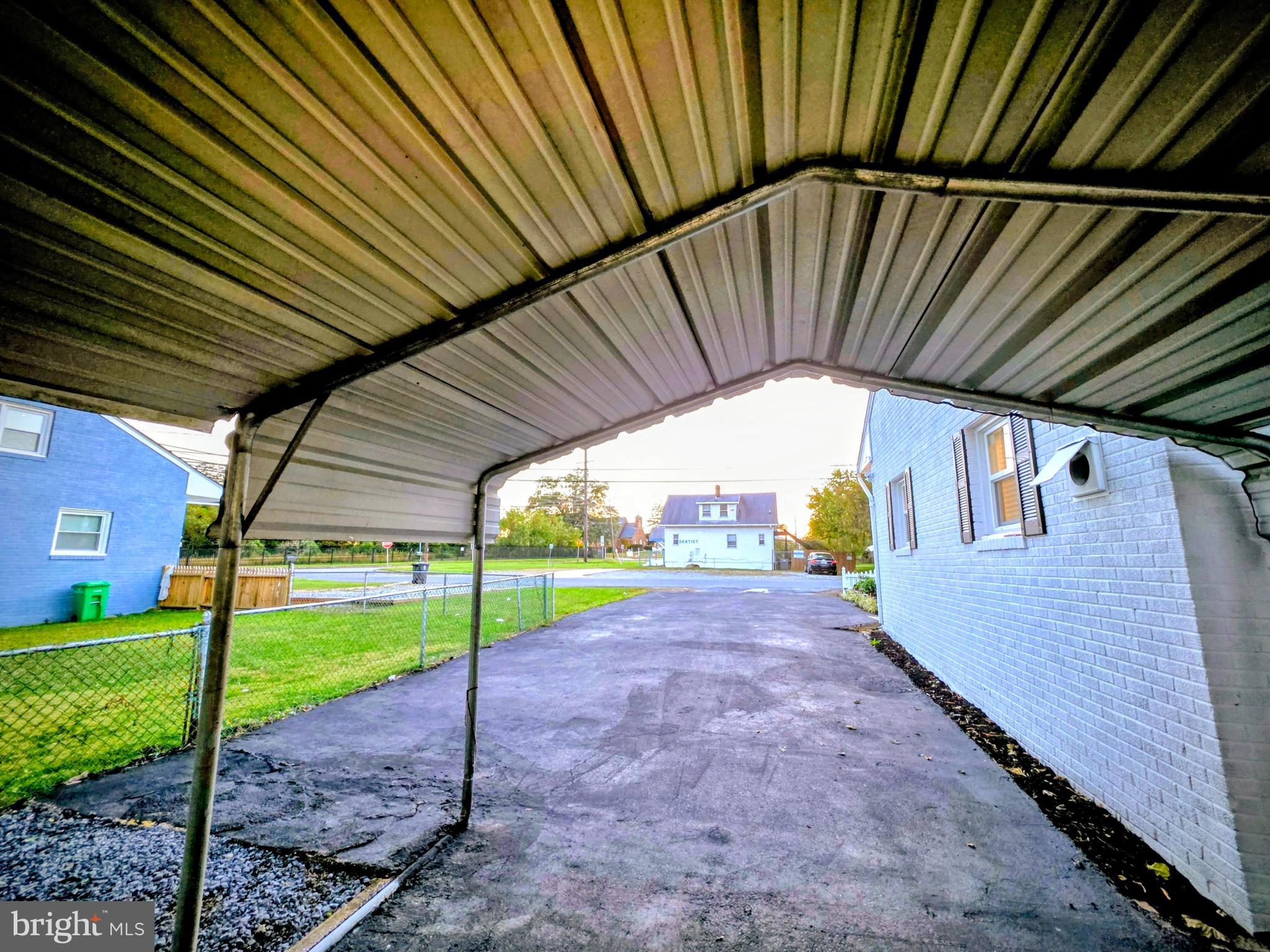 ABBOTT FOREST - Residential