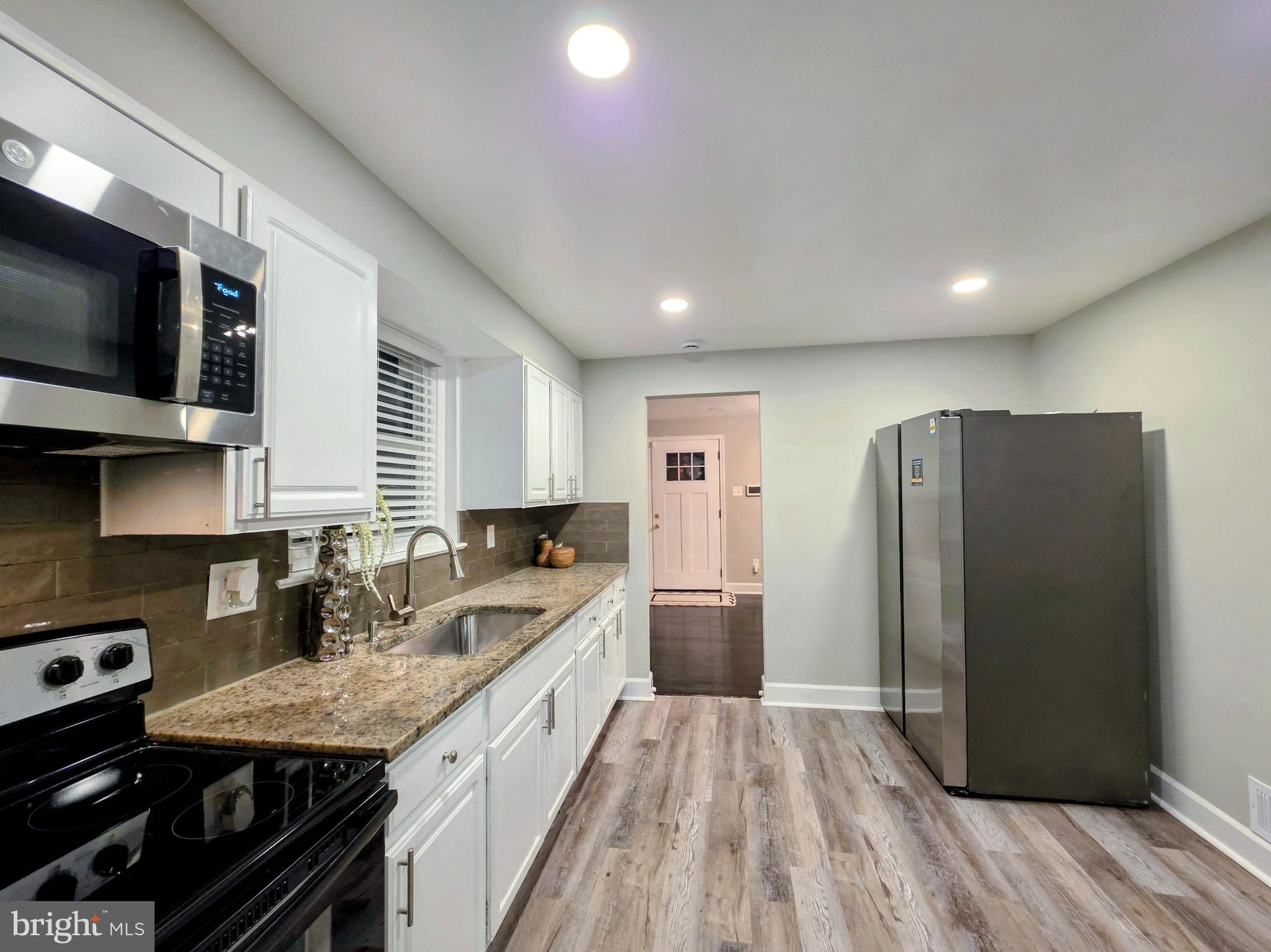 ABBOTT FOREST - Residential