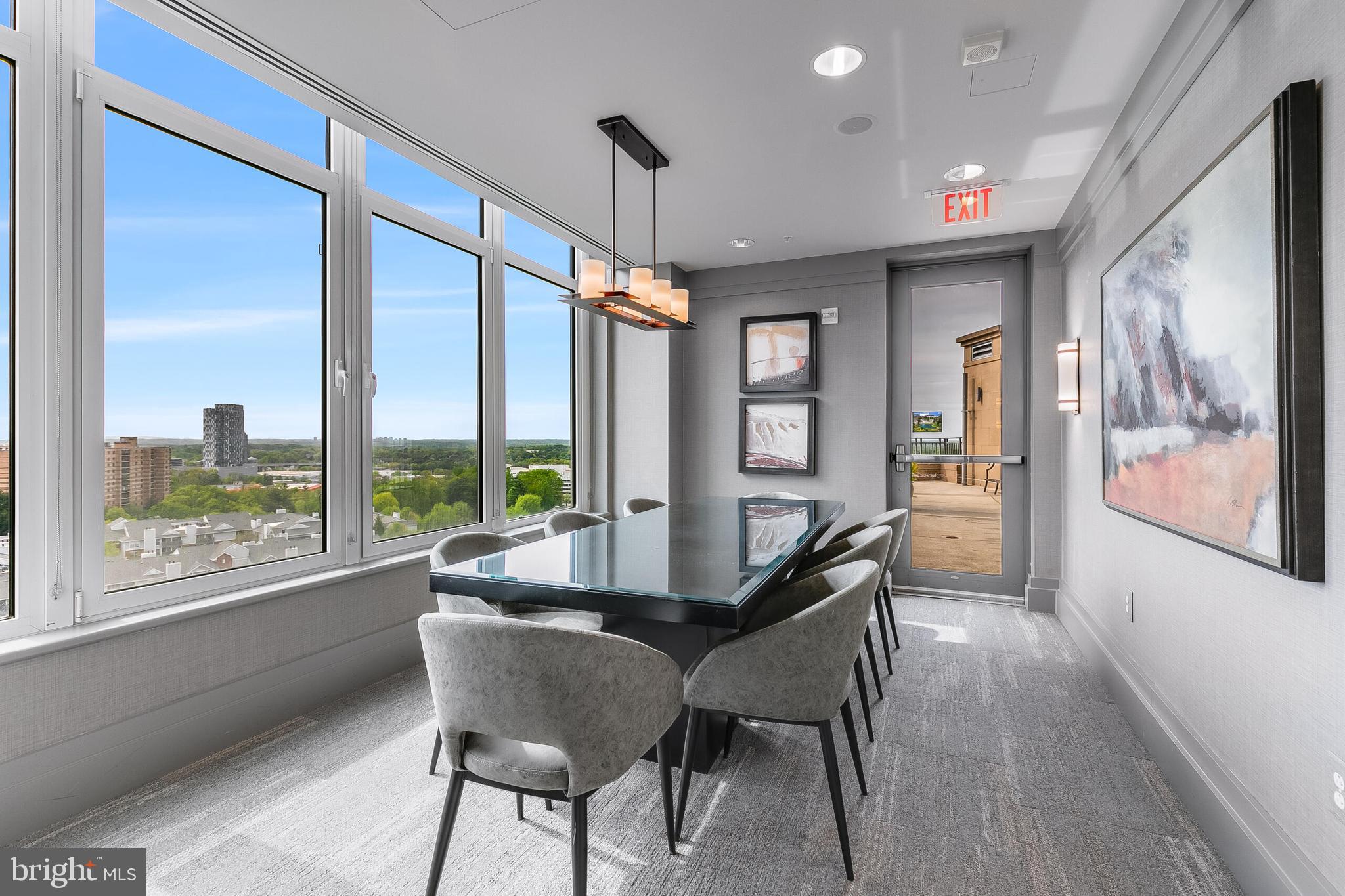 ONE PARK CREST CONDOMINIUM - Residential