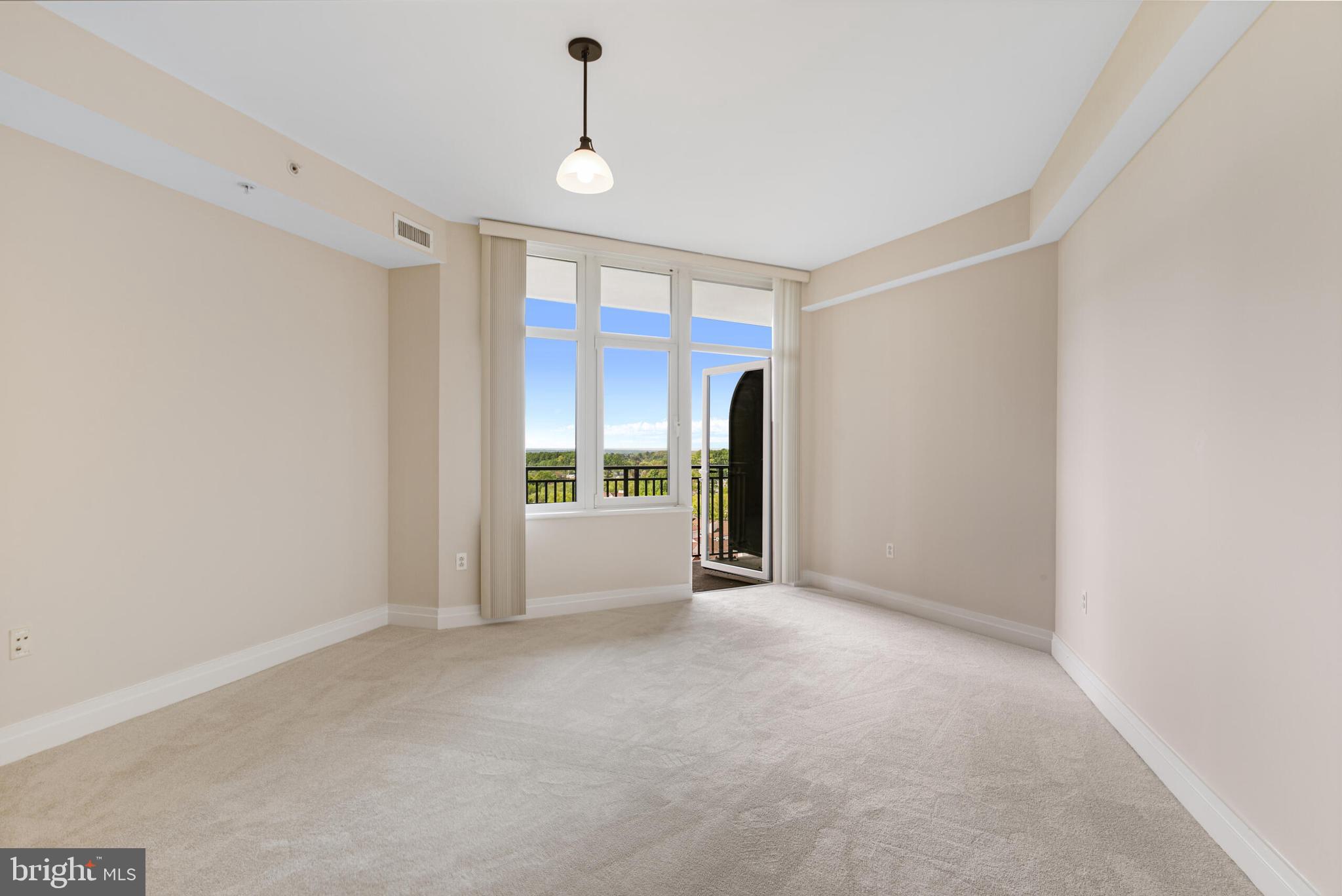 ONE PARK CREST CONDOMINIUM - Residential