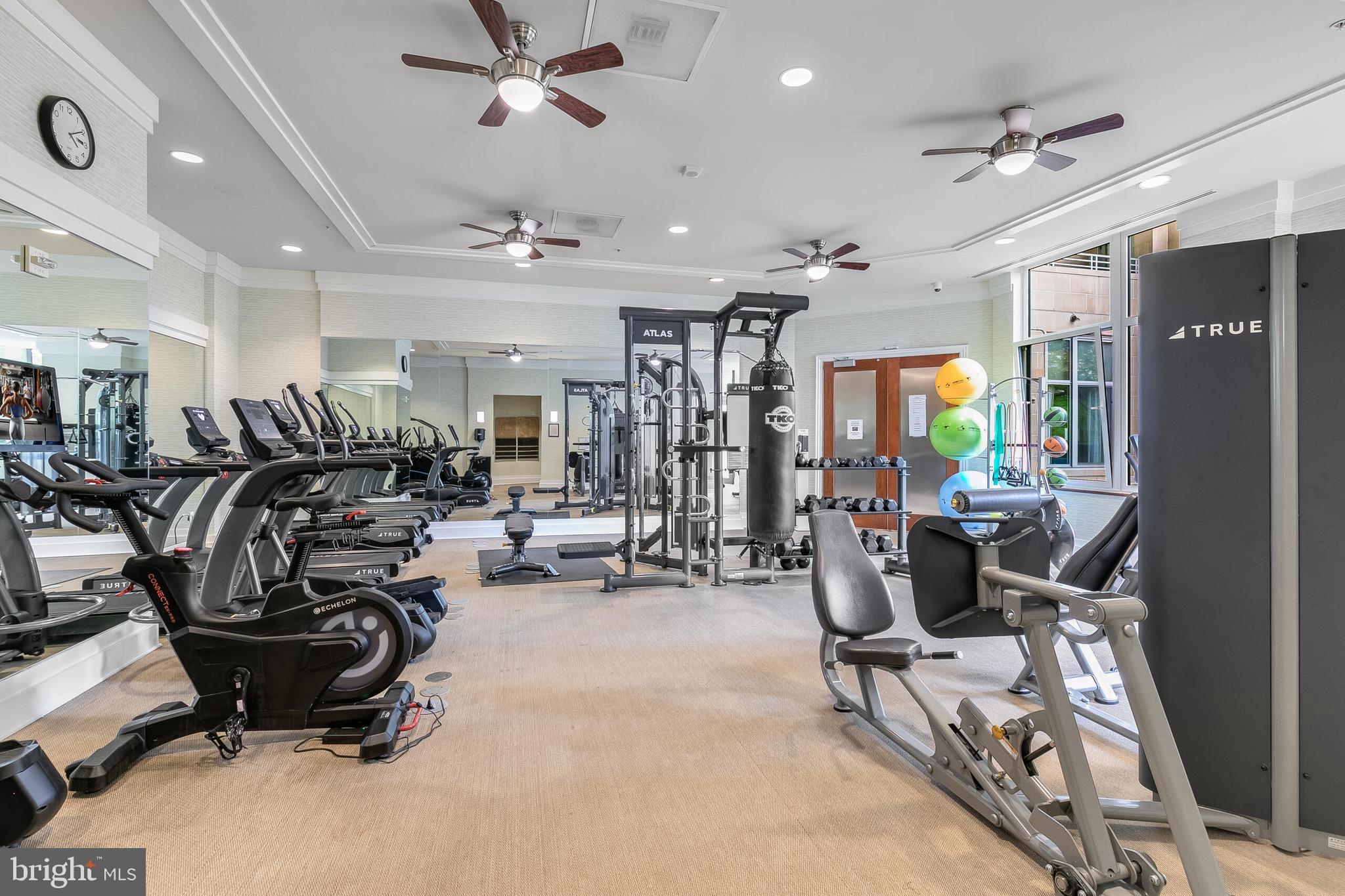 ONE PARK CREST CONDOMINIUM - Residential