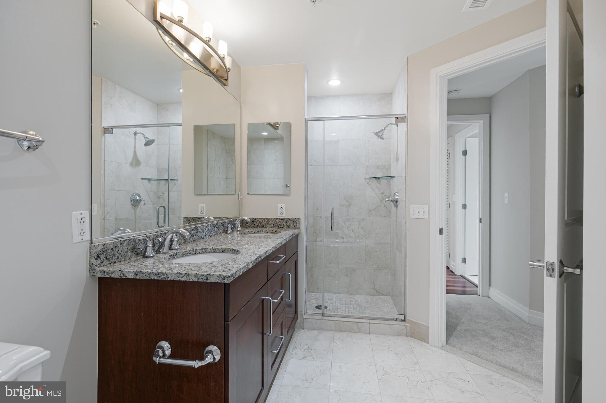 ONE PARK CREST CONDOMINIUM - Residential