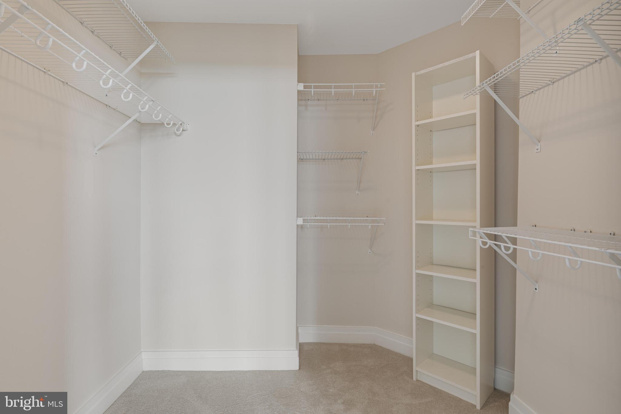 ONE PARK CREST CONDOMINIUM - Residential