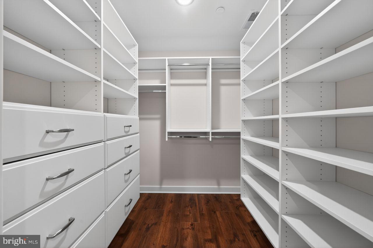 EAST PASSYUNK CROSSING - Residential