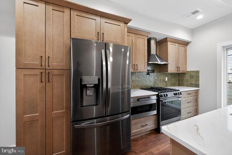 Tiny photo for 616 Emily Street, PHILADELPHIA, PA 19148 (MLS # PAPH2586478)