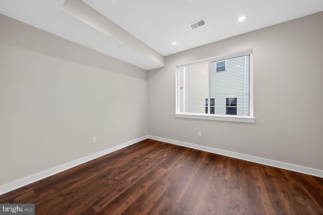 EAST PASSYUNK CROSSING - Residential