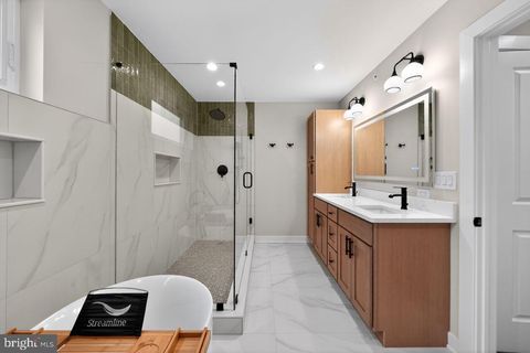 Tiny photo for 616 Emily Street, PHILADELPHIA, PA 19148 (MLS # PAPH2586478)