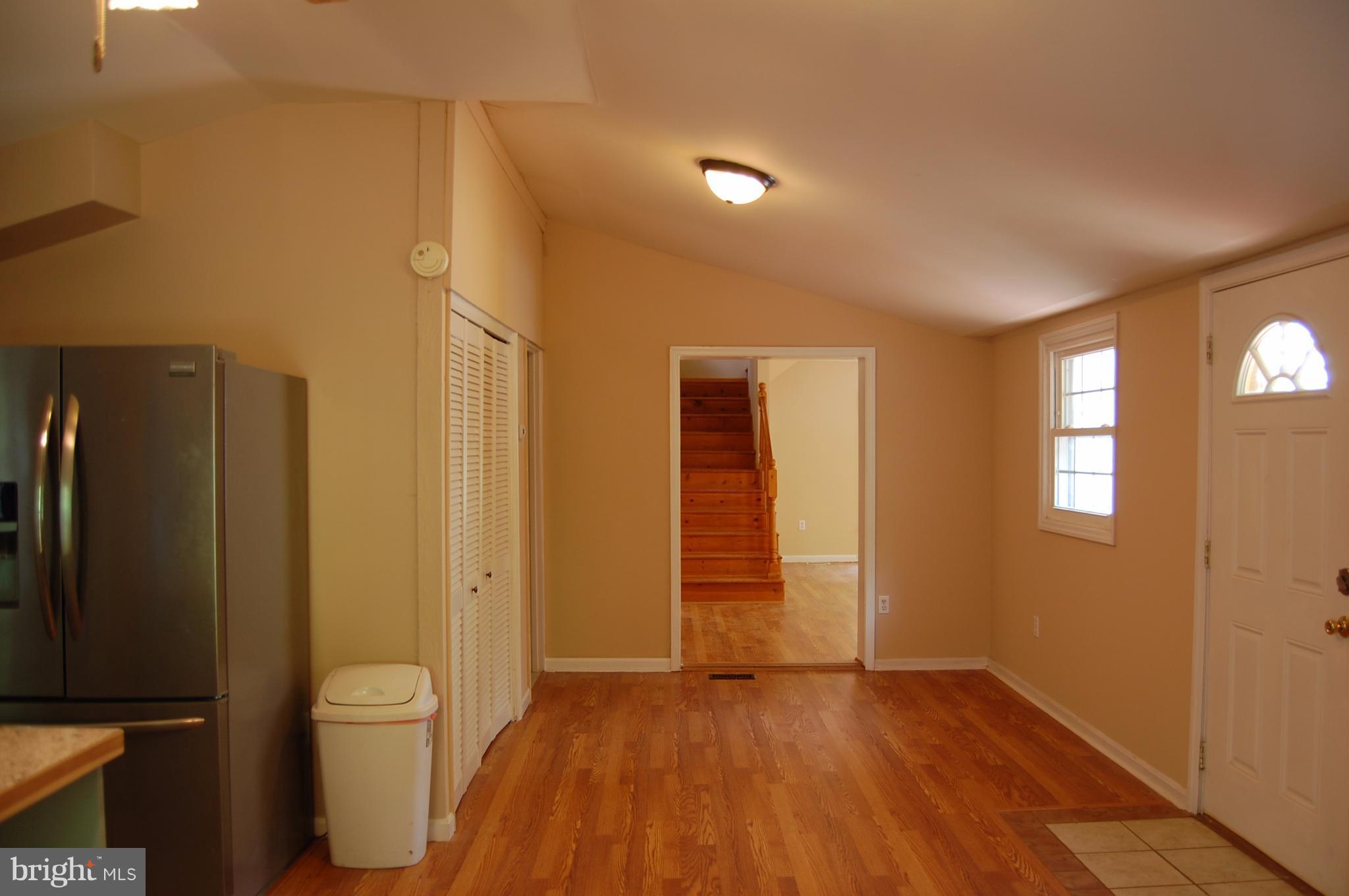 LAUREL MOUNTAIN - Residential Lease