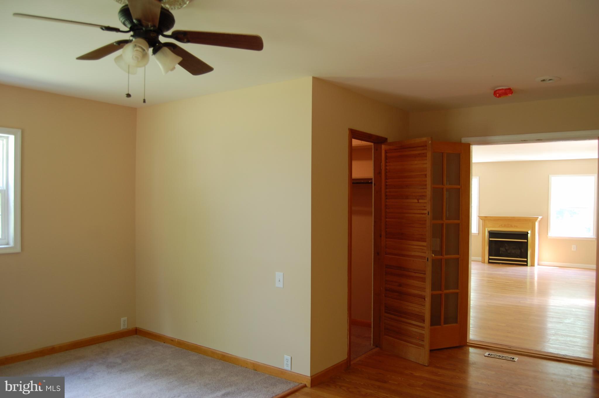 LAUREL MOUNTAIN - Residential Lease