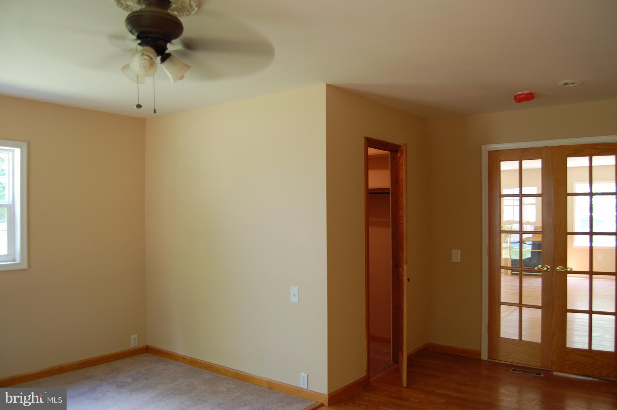 LAUREL MOUNTAIN - Residential Lease