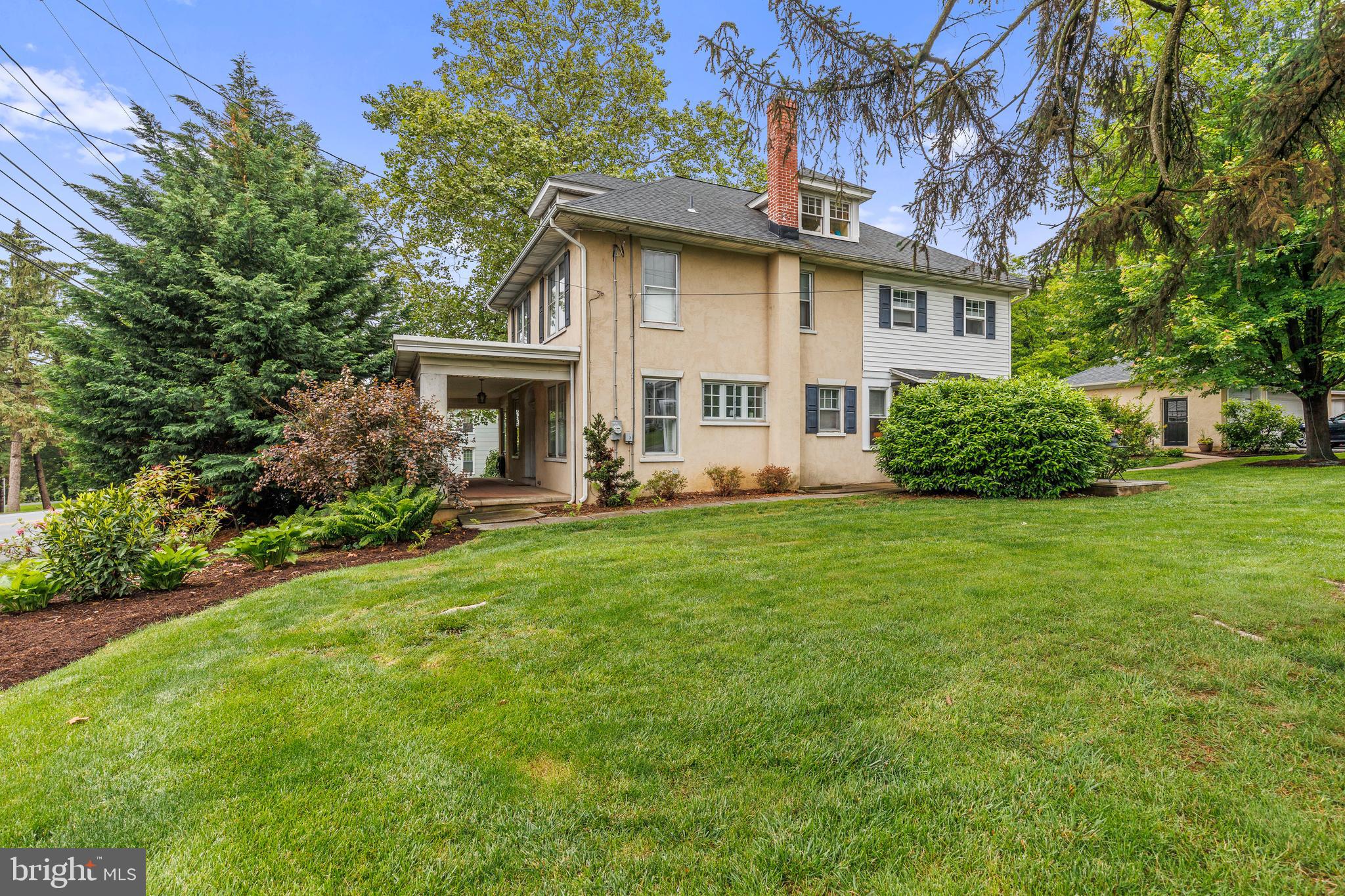 2380 LITITZ PIKE