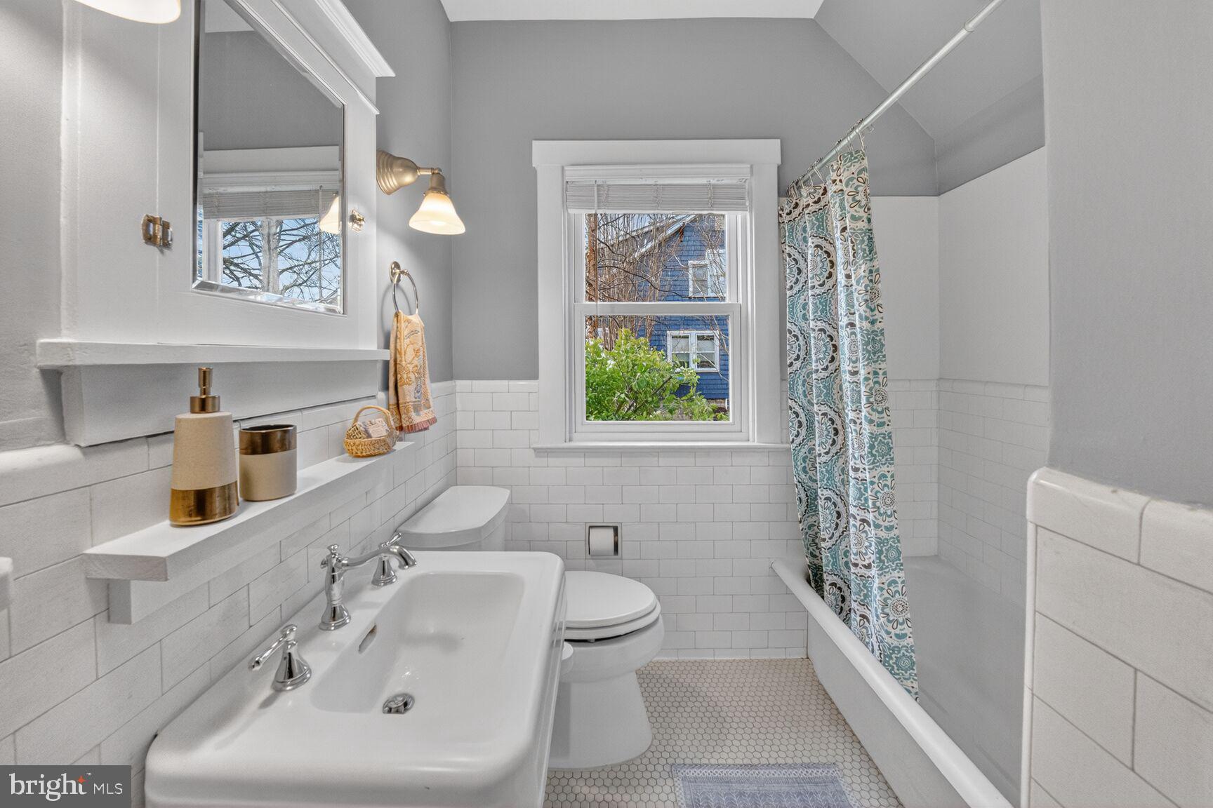 TAKOMA PARK - Residential