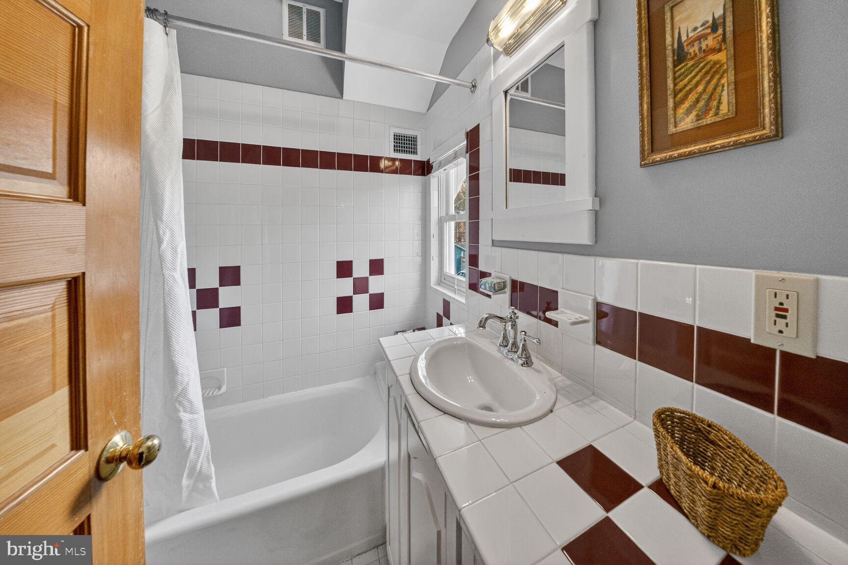 TAKOMA PARK - Residential