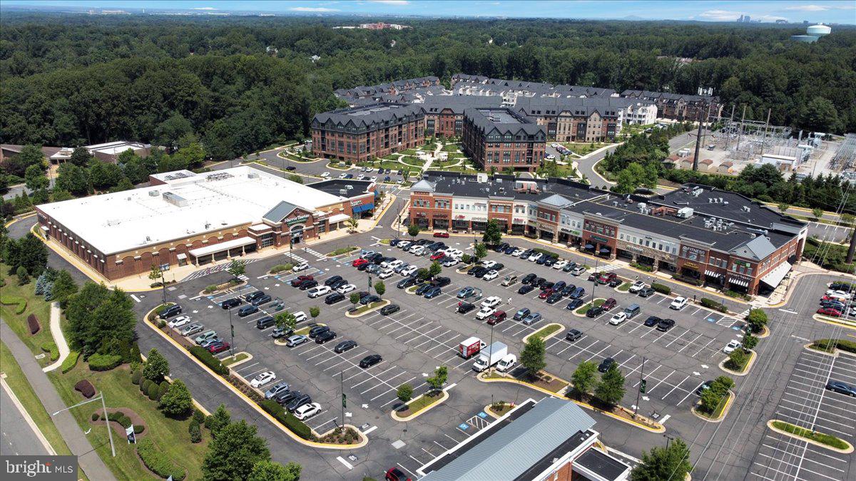 PENDER OAKS - Residential Lease