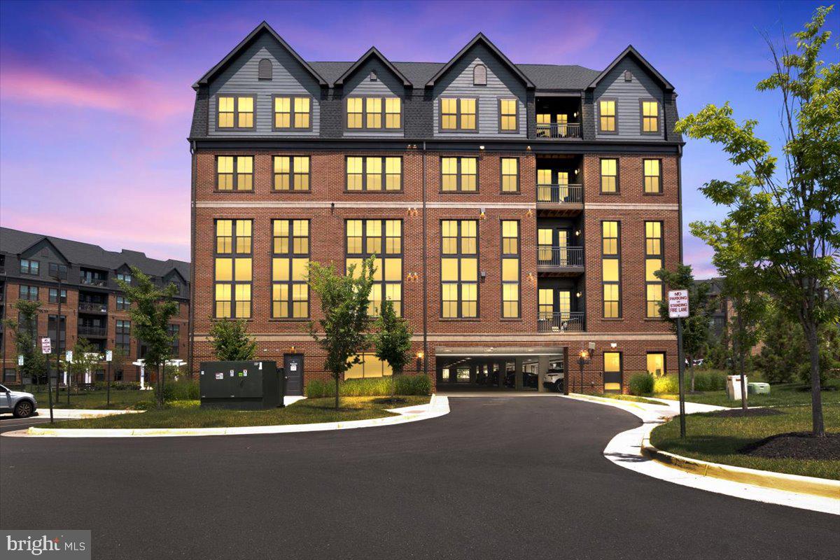 PENDER OAKS - Residential Lease