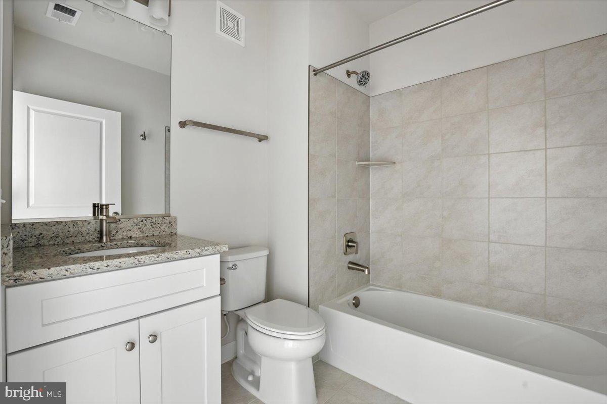 PENDER OAKS - Residential Lease