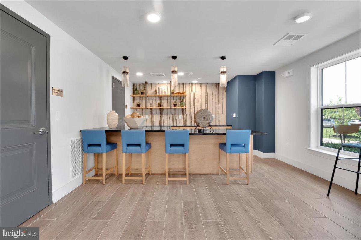 PENDER OAKS - Residential Lease