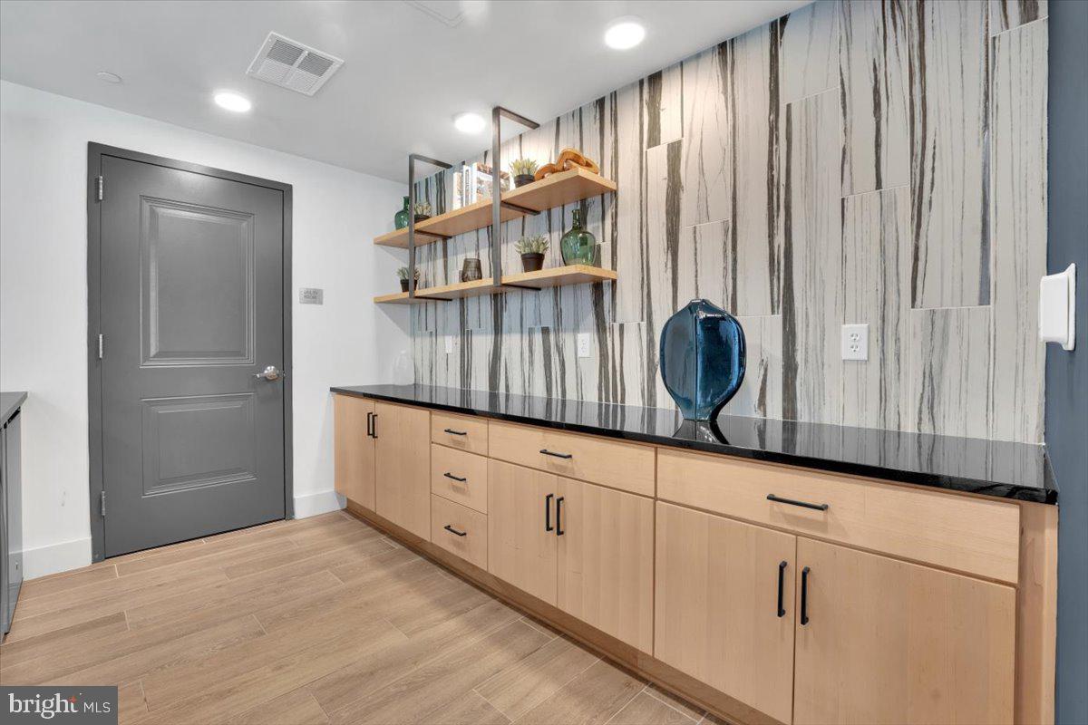 PENDER OAKS - Residential Lease