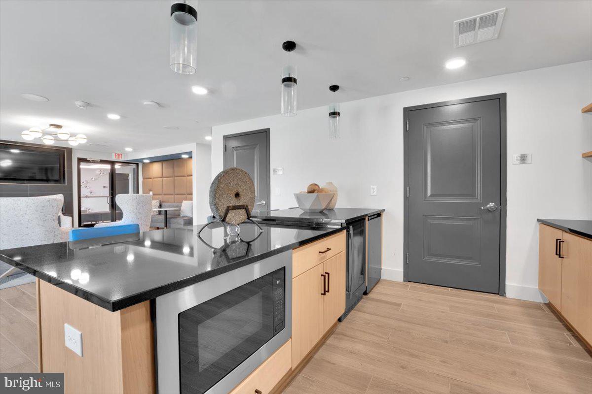 PENDER OAKS - Residential Lease