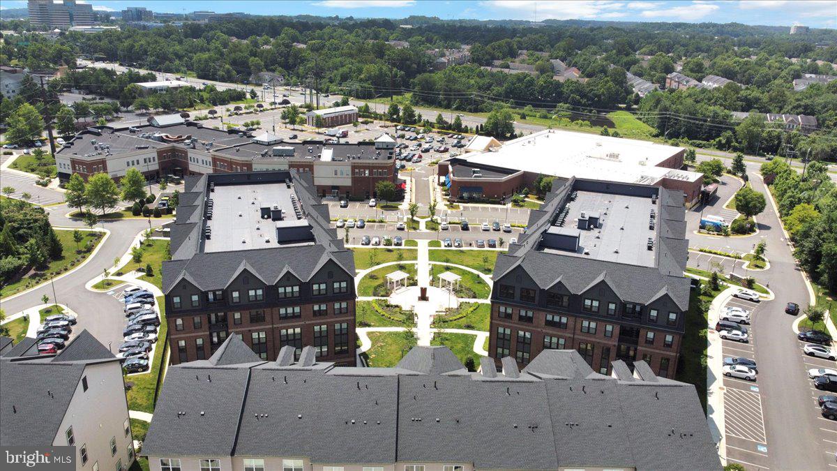 PENDER OAKS - Residential Lease