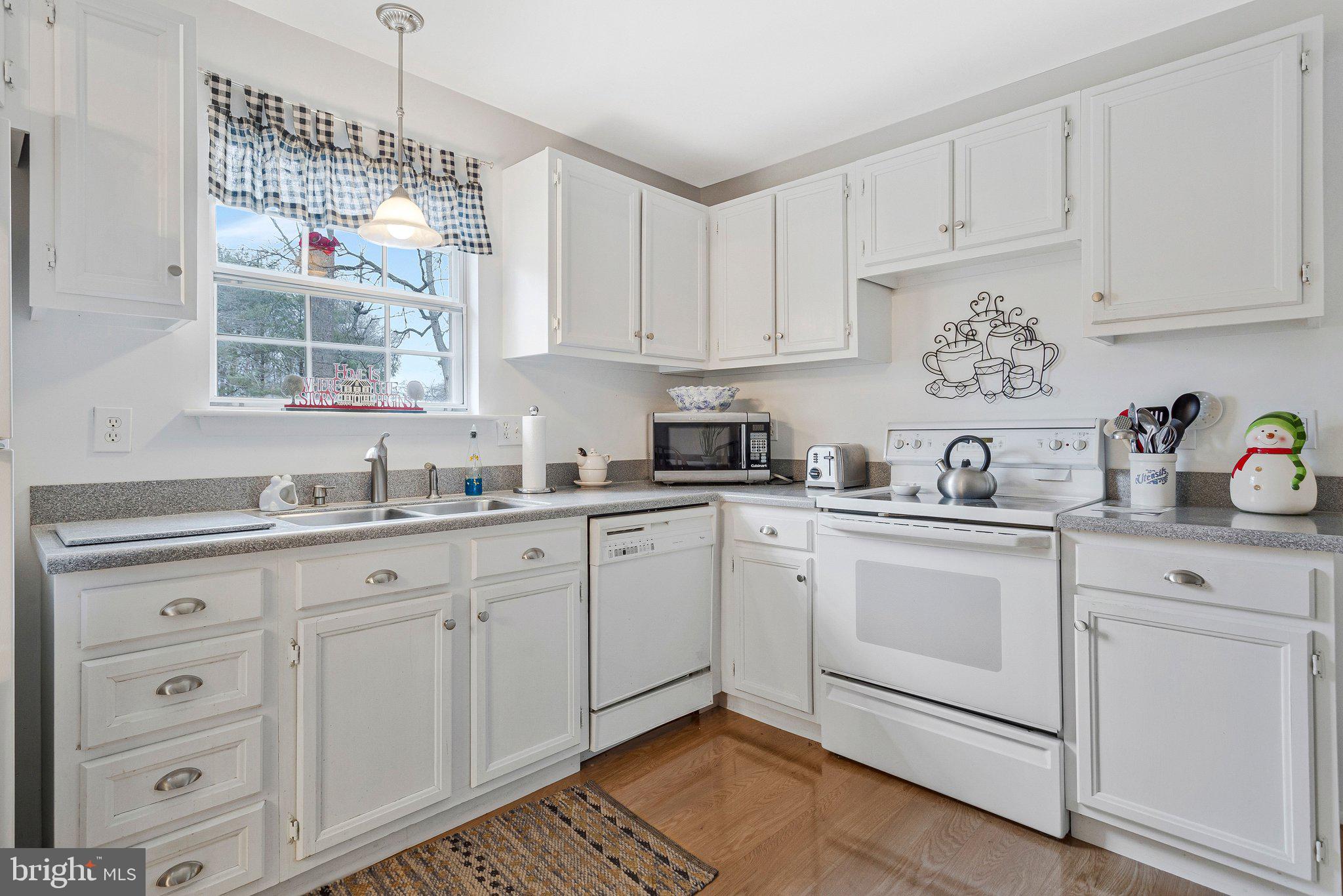 SOUTHDOWN ESTATES - Residential